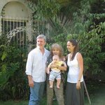 Mikeandfamily.jpg Mikeandfamily.jpg